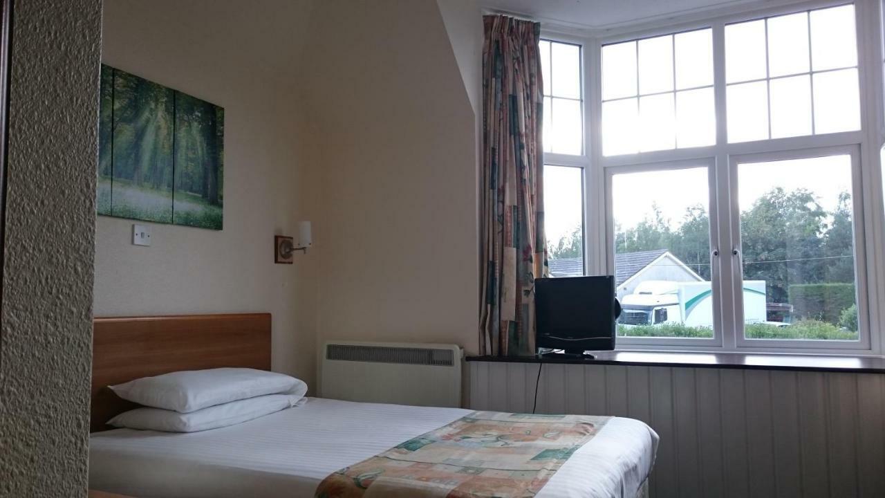 St Michaels Inn Leuchars Bagian luar foto